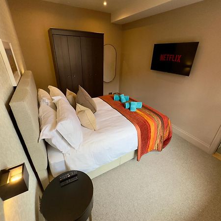 Romeo'S Arch High End Luxury In Centre Of Stratford With Parking Apartment Bagian luar foto
