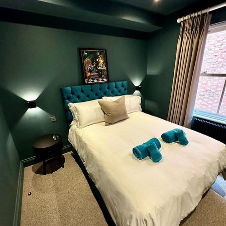Romeo'S Arch High End Luxury In Centre Of Stratford With Parking Apartment Bagian luar foto