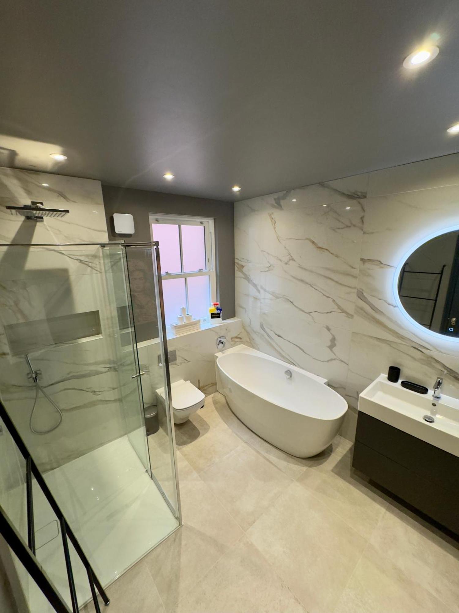 Romeo'S Arch High End Luxury In Centre Of Stratford With Parking Apartment Bagian luar foto
